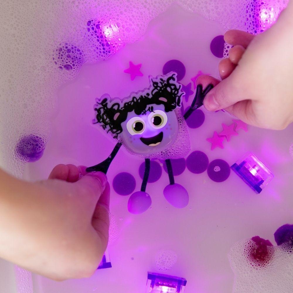 GLOPALS JUEGO SENSORIAL DE LUZ / SET PERSONAJE LUMI + 2 CUBOS LILA