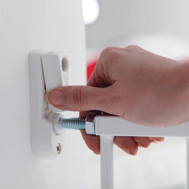 MUNCHKIN BARRERA DE SEGURIDAD METÁLICA DE MONTAJE FIJO EN PARED