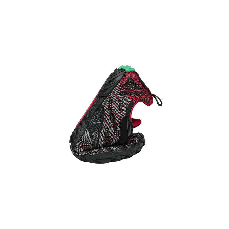 SAGUARO ADULTO DEPORTIVA 55RD RUN EVO CHASER FREE I NEGRO SUELA ROJA Y VERDE